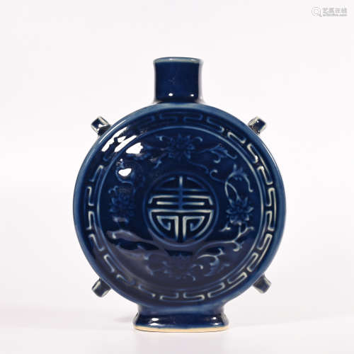 Qing Qianlong blue glazed flat pot