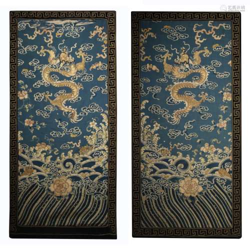 A Pair of  Cloud&Dragon Pattern Embroidery Hanging Screen