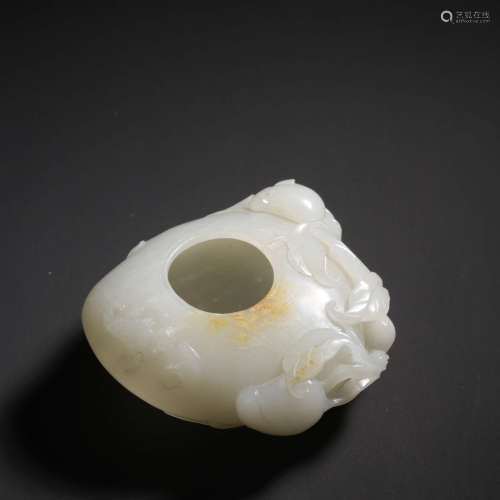 A White Jade Carved Peach-shaped Brush Washer