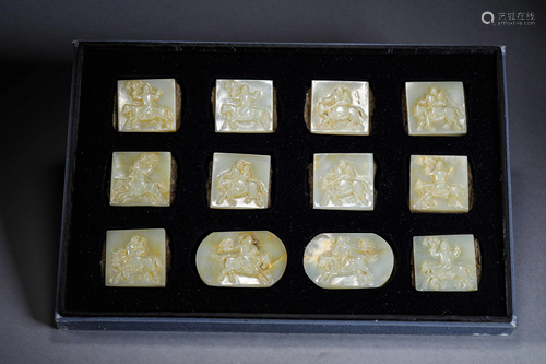 A SET OF CHINESE VINTAGE HETIAN JADE BELT PARTS