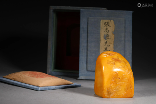 A CHINESE VINTAGE TIAN HUANG STONE SEAL