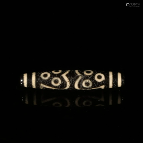 A DZI BEAD TIAN ZHU