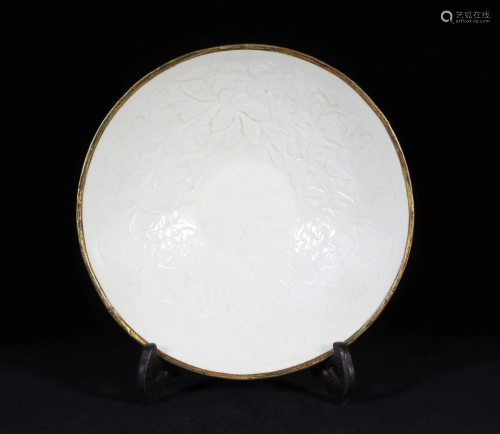 A DING YAO PORCELAIN BOWL