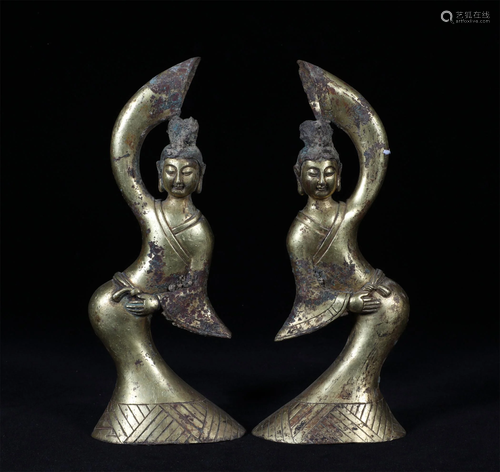 A PAIR OF GILT BRONZE WAITRESSES