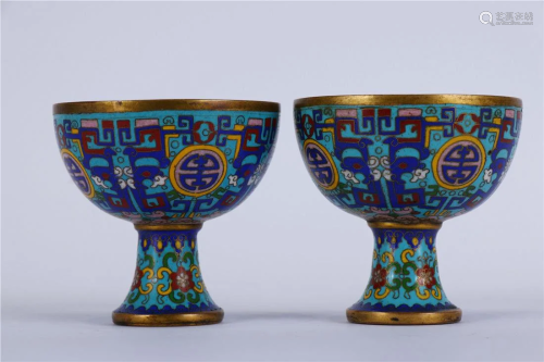 A PAIR OF HIGH HEELED CLOISONNE CUPS