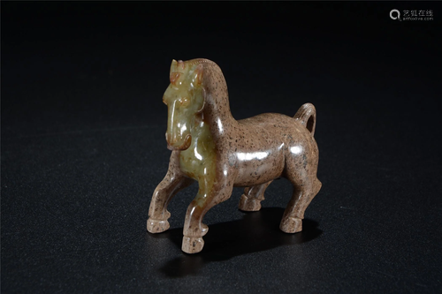 A JADE HORSE FIGURINE