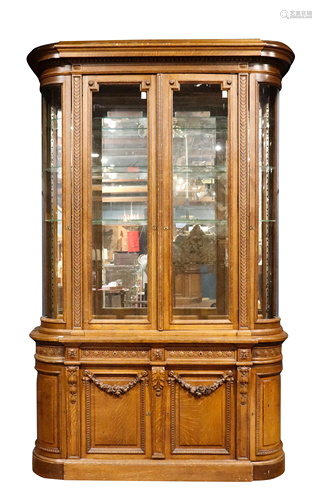 A French quartersawn oak vitrine circa 1890