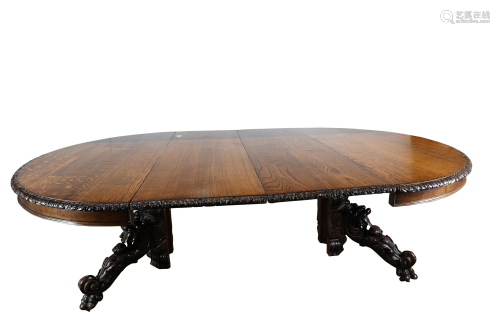A late Victorian quartersawn oak dining table