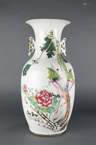 A Chinese Famille Rose vase, Deng Shuji, Republic