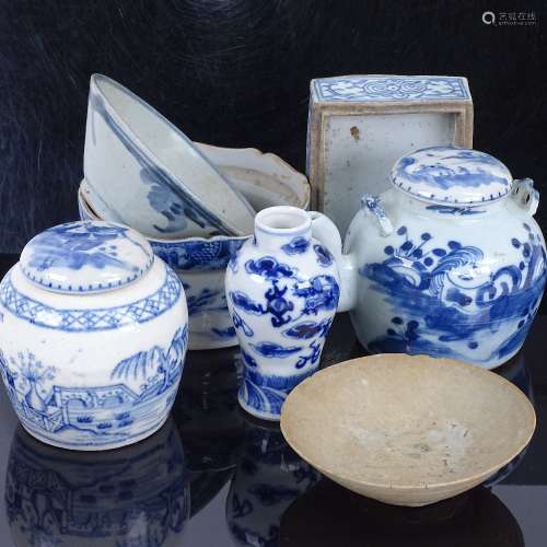 A group of Chinese blue and white ceramics, including pottery bowls, teapot, baluster vase etc (7)