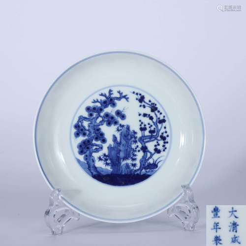 Qing Xianfeng blue and white pine, bamboo and plum pattern plate