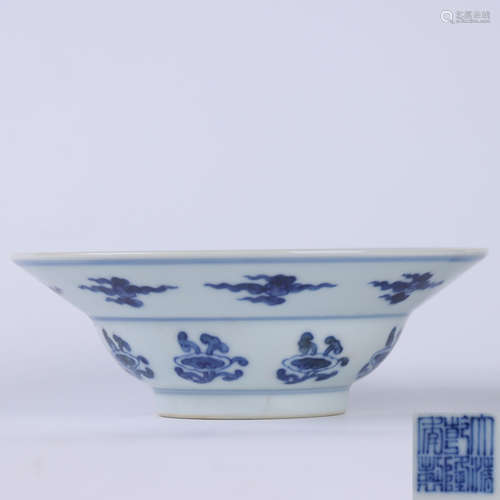 Qing Dynasty Qianlong Blue and White Ganoderma lucidum Eight Treasure Design Folded Waist Bowl