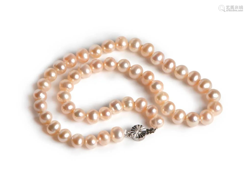 FRESH WATER PEARL NECKLACE