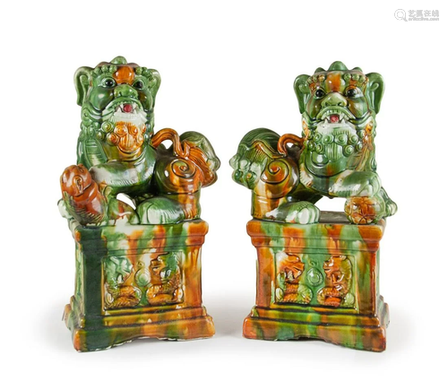 PAIR OF SUNCAI GLAZED FOU LIONS