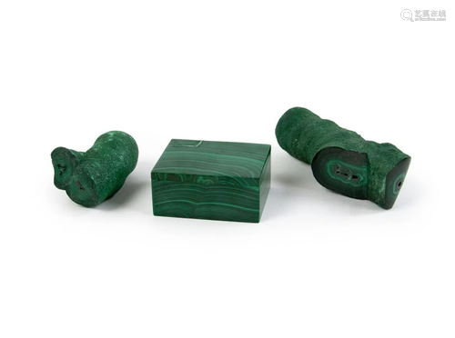 GROUP OF THREE MALACHITE STONES AND BOX