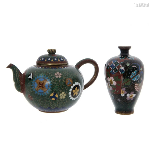 PAIR OF CHINESE CLOISONNE ITEMS