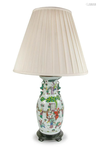 A CHINESE PORCELAIN VASE LAMP