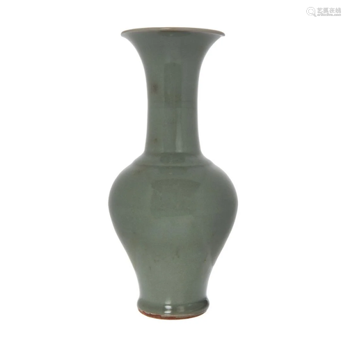 CELADON PHOENIX SHAPE VASE