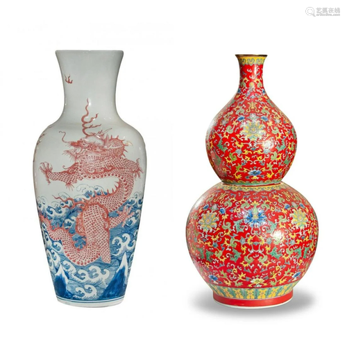 PAIR OF CHINESE PORCELIAN VASES