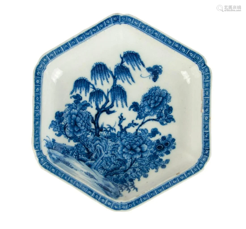 BLUE AND WHITE HEXAGONAL PATTERNED DISH