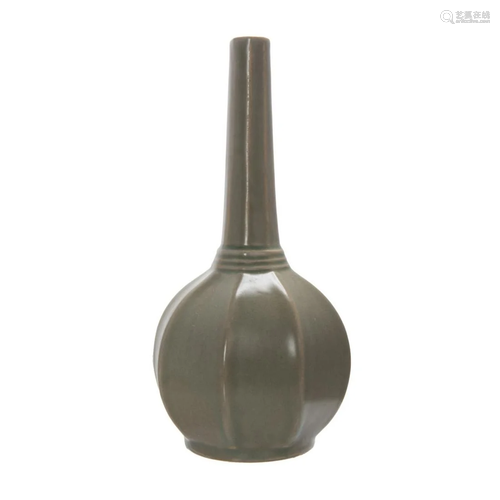 A SONG STYLE CELADON LANTERN SHAPED VASE