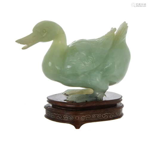 CARVED JADE FIGURE OF DUCK