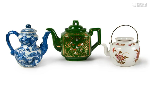 SET OF THREE PORCELAIN TEAPOTS