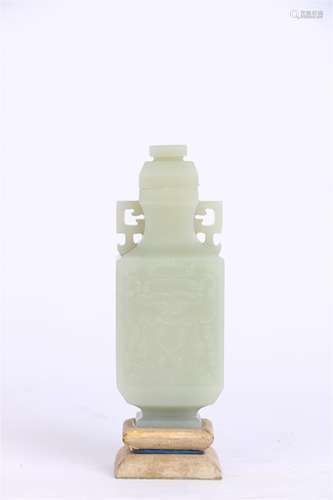 Sqaure Hetian Jade Vase, Qing Dynasty