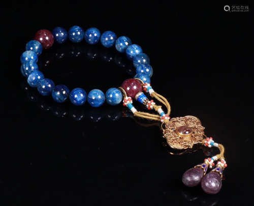 KYANITE STRING BRACELET WITH 18 BEADS