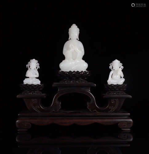 SET OF HETIAN JADE CARVED BUDDHA STATUE