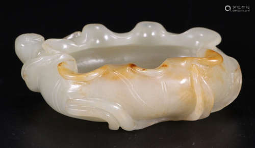 HETIAN JADE CARVED BRUSH WASHER