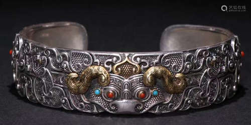 GILT SILVER BEAST PATTERN BANGLE