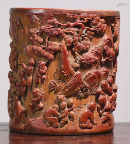 BAMBOO CARVED FIGURE STORY PATTERN BRUSH POT