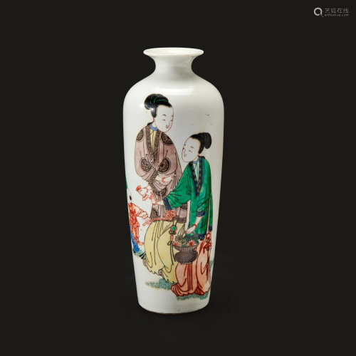 A Chinese finely decorated famille verte 