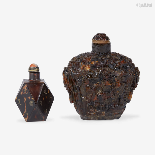 A large Chinese carved amber snuff bottle, 19th Century