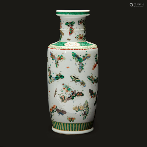 A well-decorated Chinese famille verte porcelain