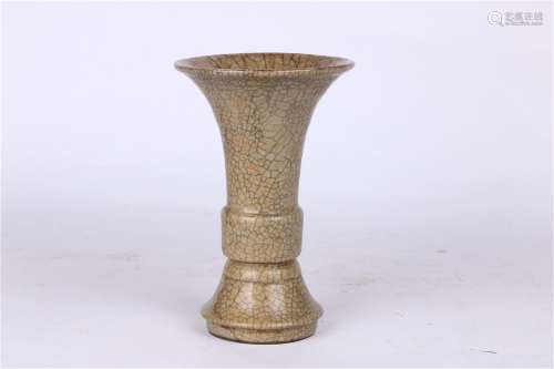 Vase , Ge Kiln ,Southern Song Dynasty