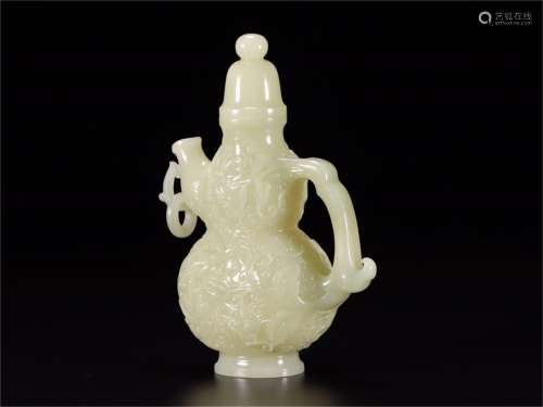 Hetian Jade Gourd-shaped Pot ,Qing Dynasty
