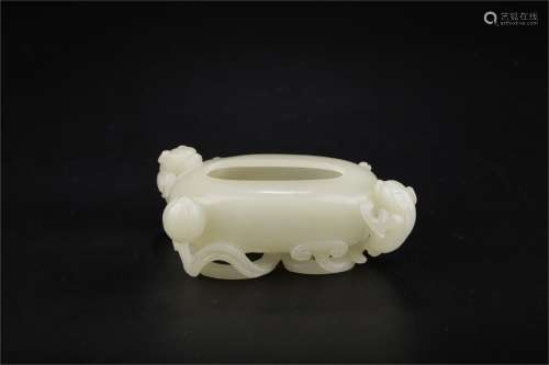 Hetian White Jade Water Pot with Dragon Design , Qing Dynasty