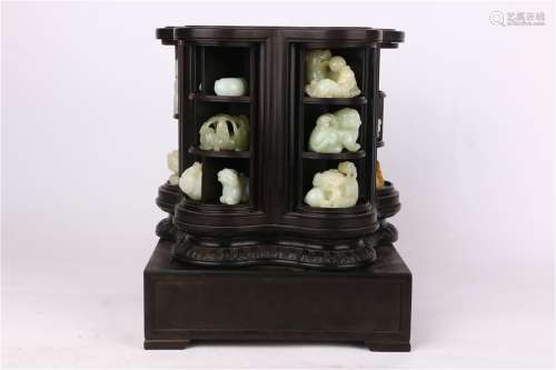Pentagonal Hetian Jade Multiple Treasure Box, Qing Dynasty