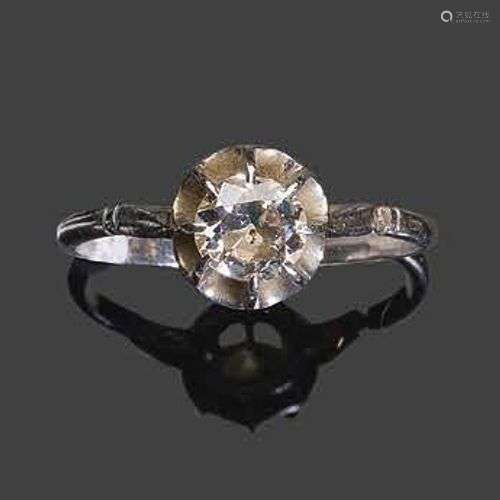 Bague en or blanc sertie d'un diamant solitaire Pb…