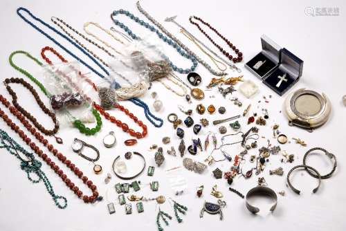 Collection of costume jewellery to include: Cornelian bead necklace and brooch, white metal cuff