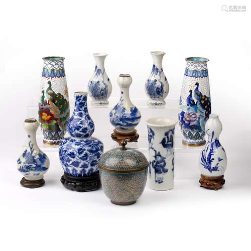 Blue and white porcelain double gourd vase Chinese, 19th Century, 19cm high, a pair of cloisonne