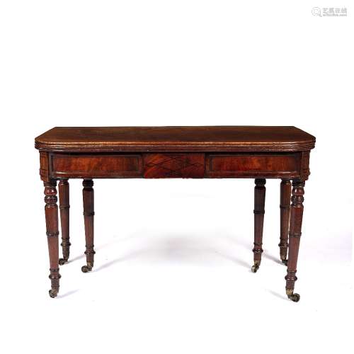 Mahogany concertina dining table 19th Century, with 'D' shaped fold over top and with two extra