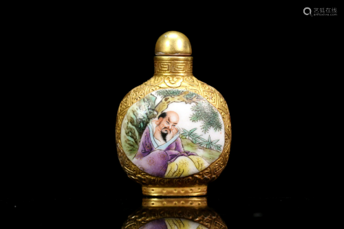 A Gilt-bronze Enamel Porcelain Snuff Bottle
