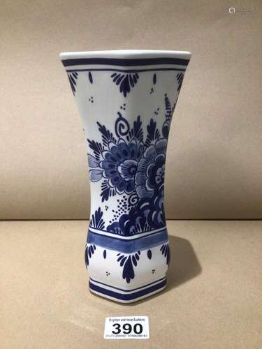 M.DE.WIT HANDGES CHILDERD DELF WARE VASE 22CM