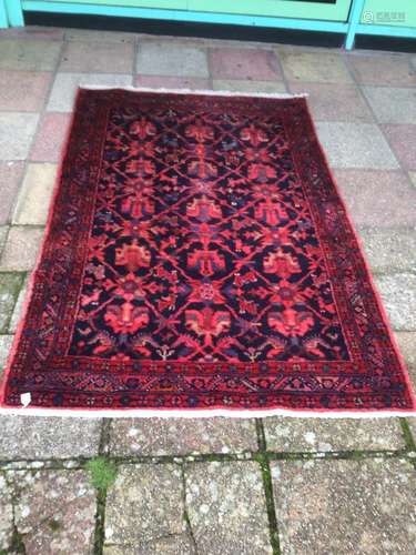 A VINTAGE TURKISH RUG/CARPET 211 X 133CM