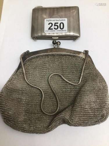 A VINTAGE SILVER PLATED CHAIN MESH BAG WITH A SILVER PLATED CIGARETTE CASE