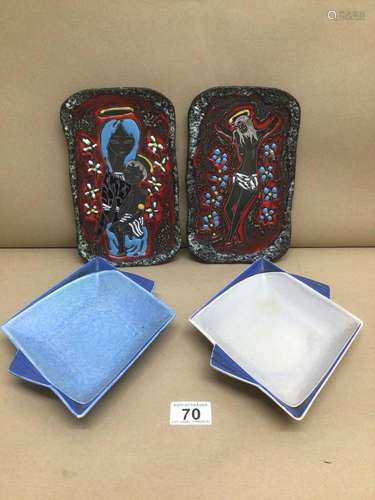 PAIR OF CARLTON WARE ART DECO LOZENGE SHAPED DISHES WITH A PAIR OF ART POTTERY RECTANGULAR PLAQUES