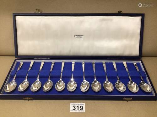 A SET OF TWELVE ART DECO HALLMARKED SILVER TEASPOONS BY COOPER BROS FOR JOHN PINCHES OF LONDON (